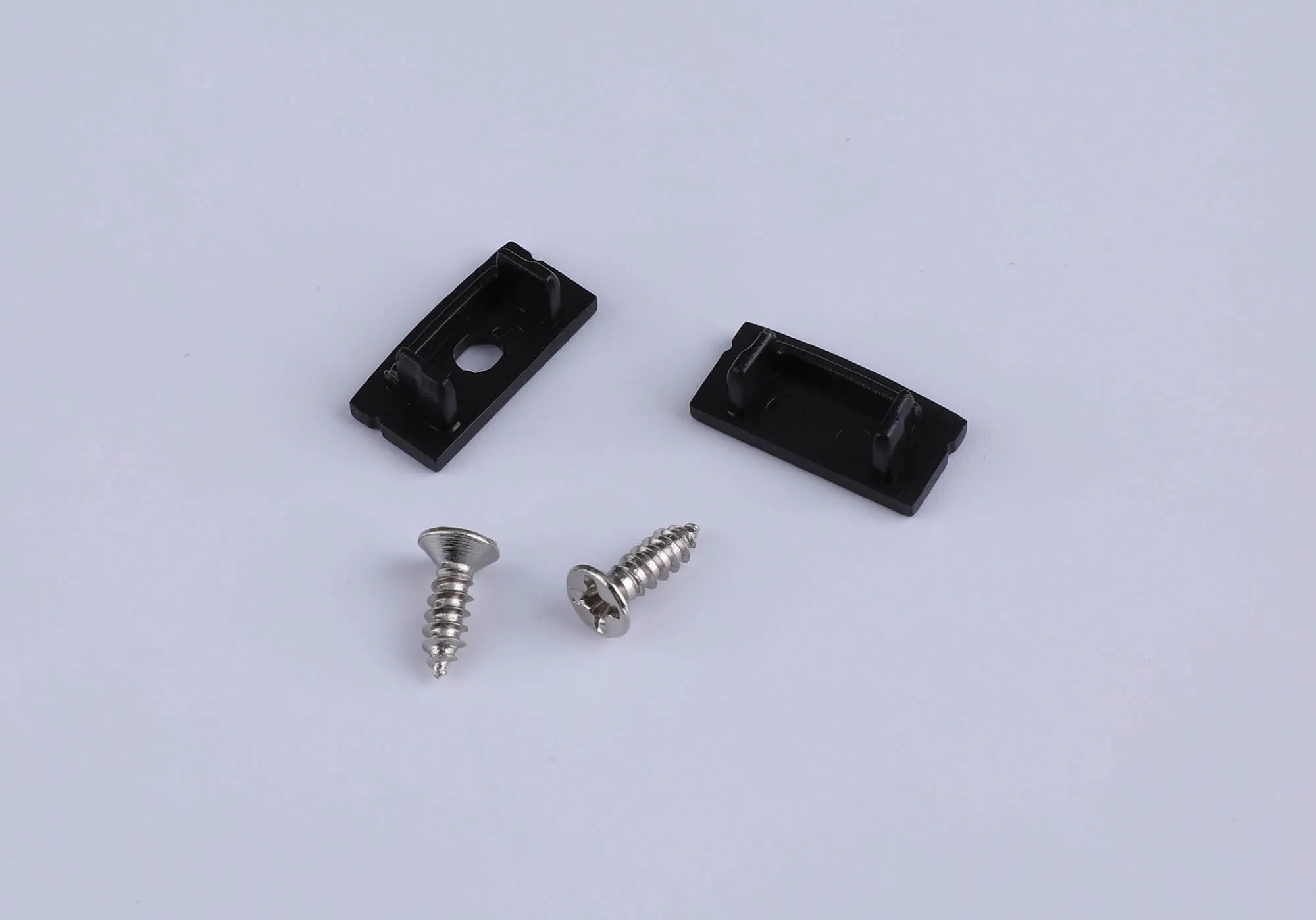 Tiras 2m, 17 x 8.5mm Aluminium Profile With Diffuser And Accessories M7382  Mantra Fusion Tiras LED Profile